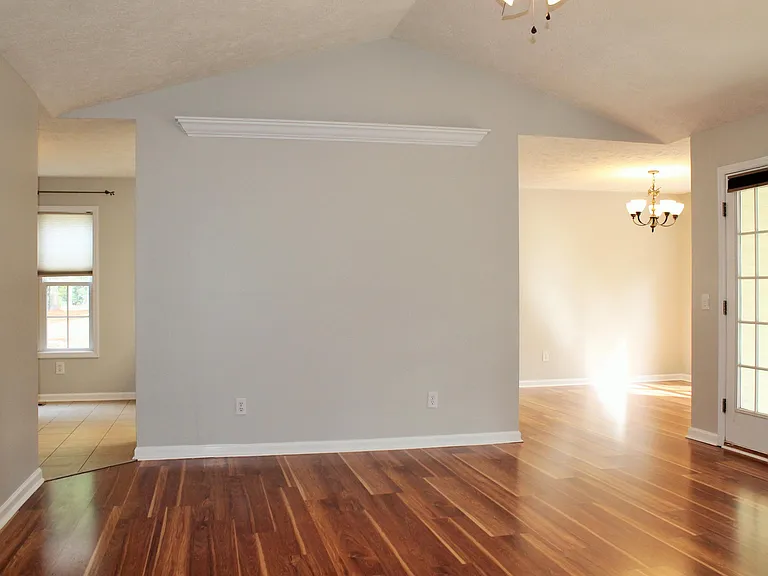289 Firetree Ln — Photo 8