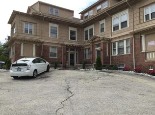 374 Lloyd Ave, Providence, RI 02906