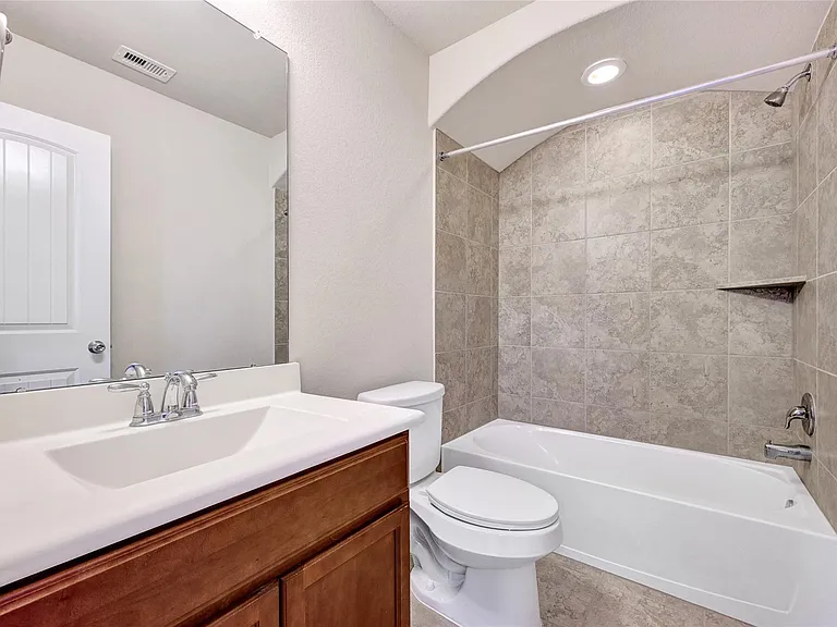23023 Verona Vista Dr — Photo 16