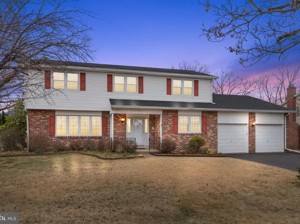 1353 Strathmann Dr, Southampton, PA 18966