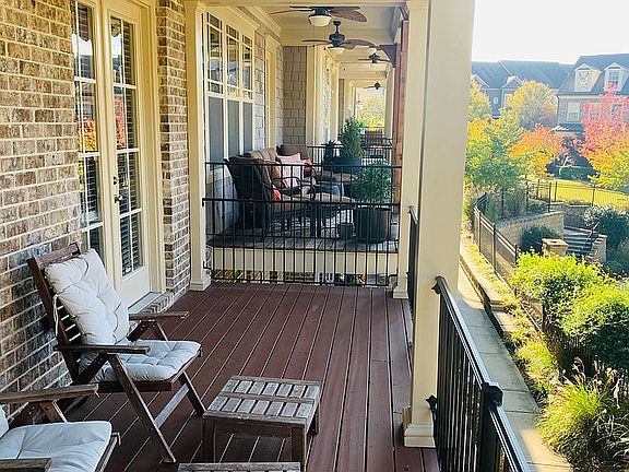 Outdoor Patio overlooks pool