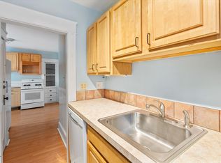 611 Beacon St #1, Manchester, NH 03104