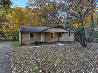 3916 English Oak Dr, Lincolnton, NC 28092