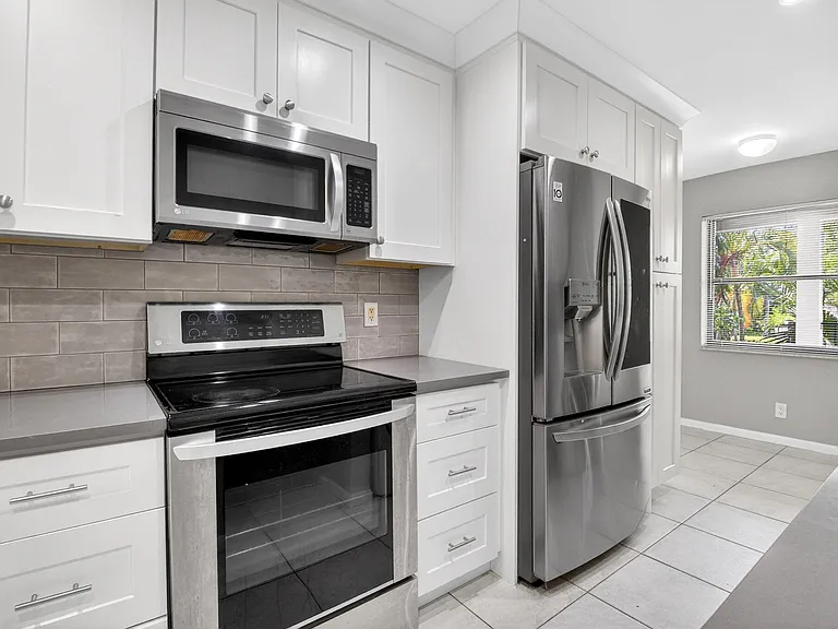 3011 SW 21st Ter #382A — Photo 15