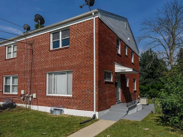 7428 W Park Dr, Hyattsville, MD 20783
