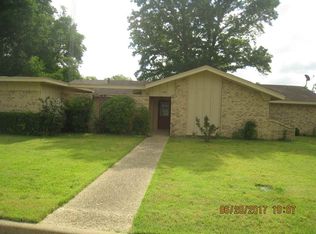 180 Gregg Dr, Hawkins, TX 75765