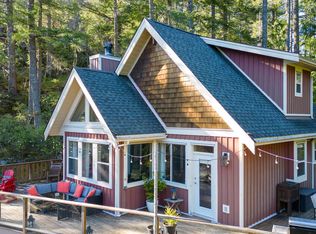 13555 Lee Rd, Sunshine Coast, BC V0N 1S1
