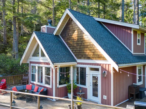13555 Lee Rd, Sunshine Coast, BC V0N 1S1
