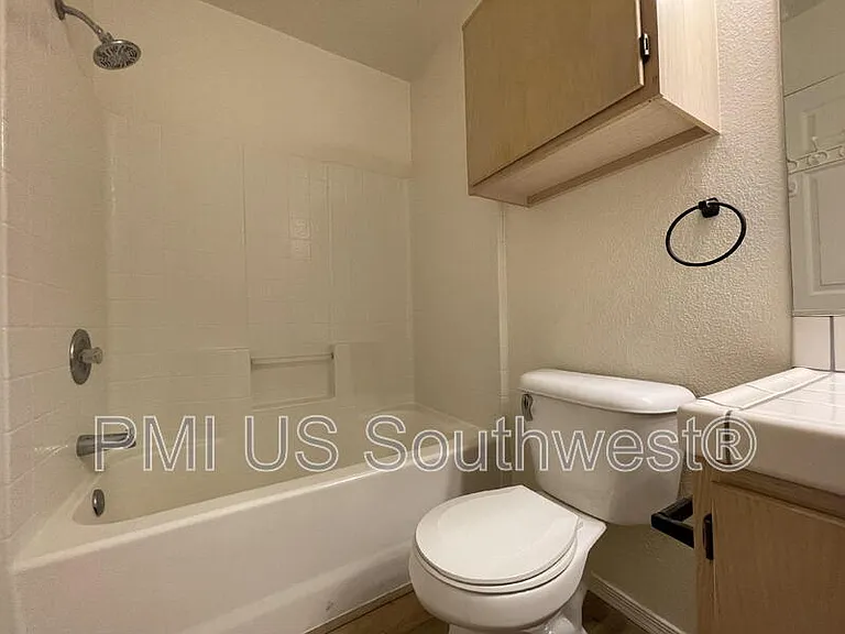 4072 S Cassidy Dr — Photo 15