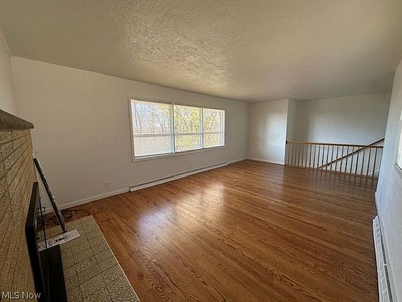4th image of 1307 Brightview Dr