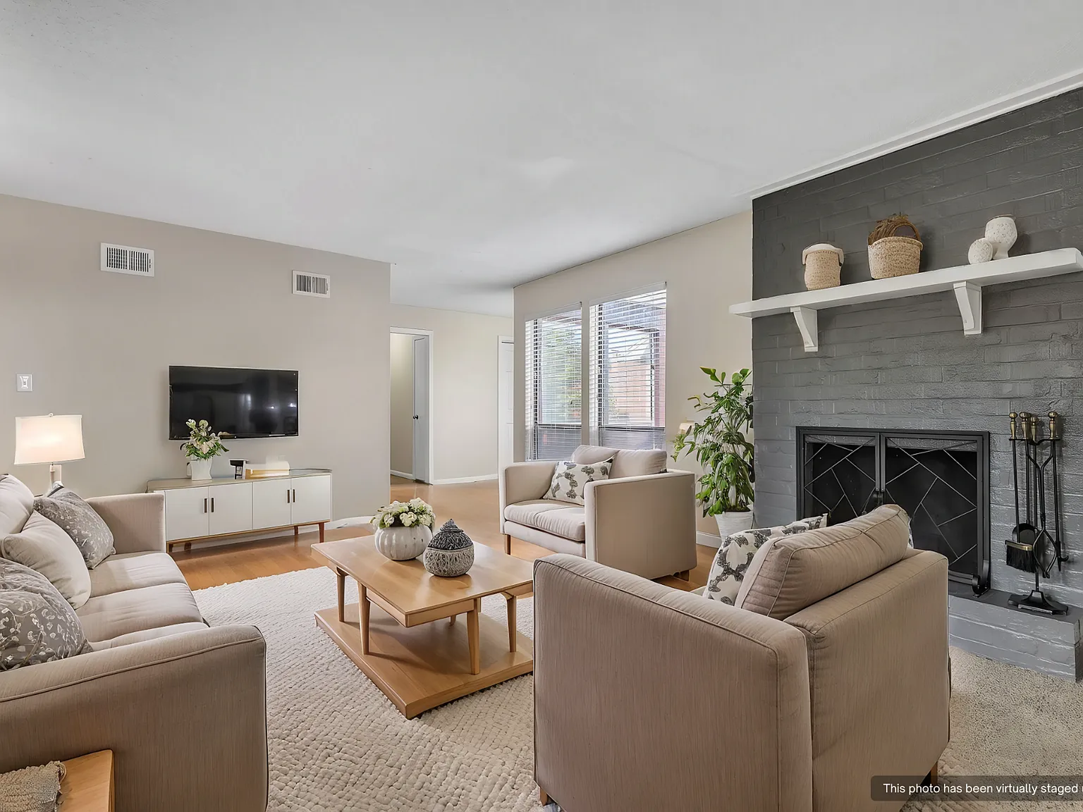 Park South — Photo 3