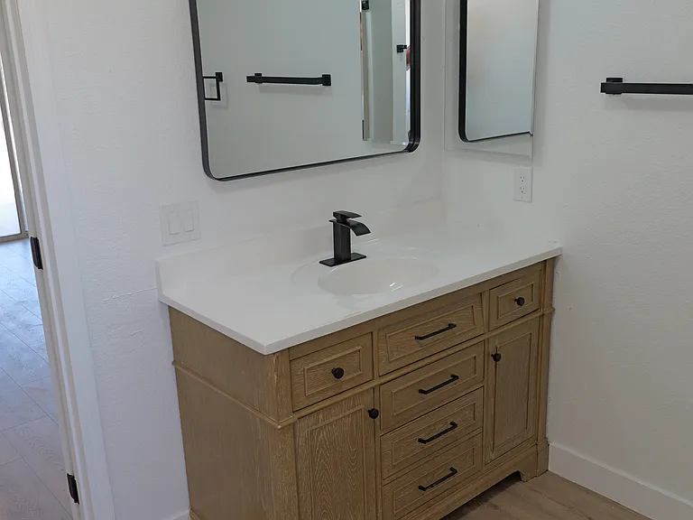 20997 Pine Ridge Ave #2 — Photo 30