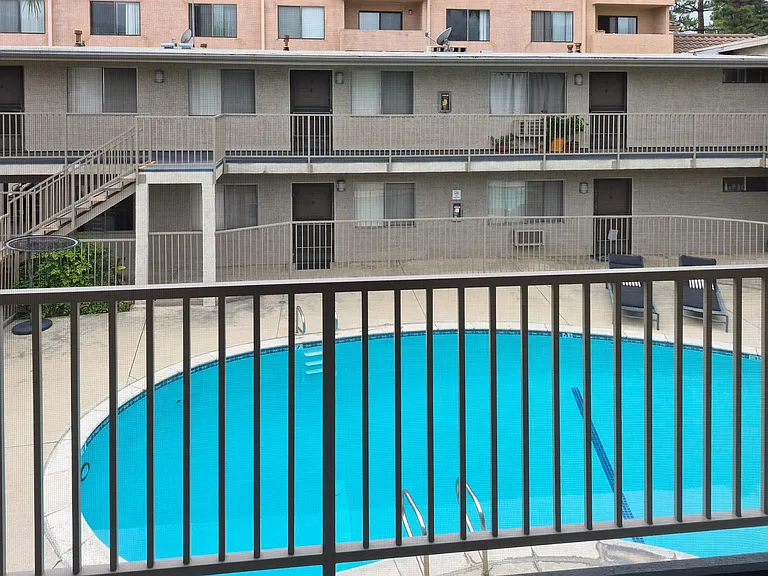 Best-Priced Studios At 1030 W. Olive Ave., Burbank, Ca 91506 — Photo 7