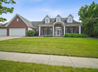 2101 Summerfield Blvd, Bloomington, IL 61704