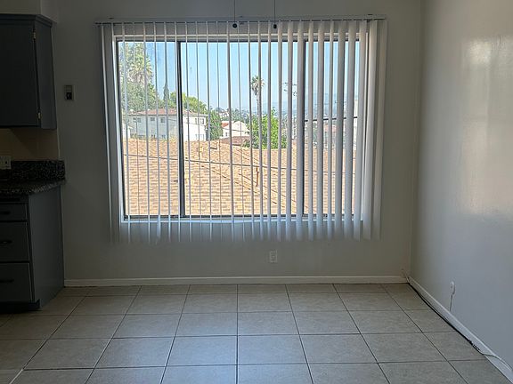 4th image of 2715 S Fremont Ave APT 11