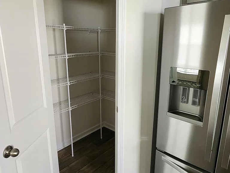 7104 N Mills Rd — Photo 13