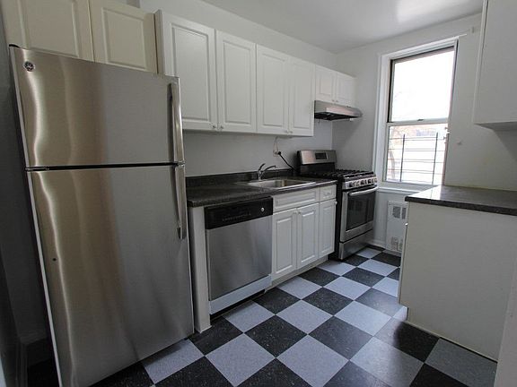 3rd image of 10101 67th Dr APT 2K