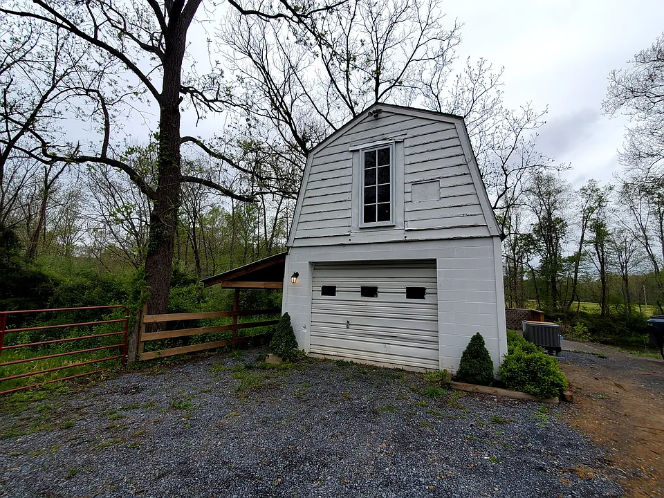 12901 Bloomery Pike #1