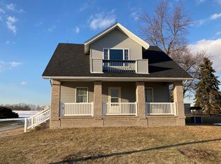 638 W Church Rd, Beecher, IL 60401