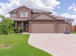 2501 Austin Glen Ct, Yukon, OK 73099