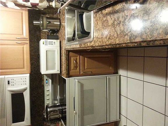 4th image of 6741 Kimberly Blvd