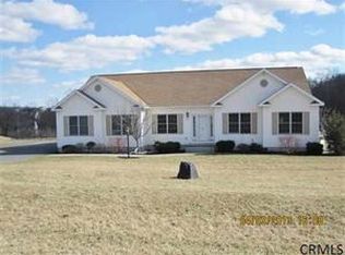 109 Abbey Rd, Poestenkill, NY 12140