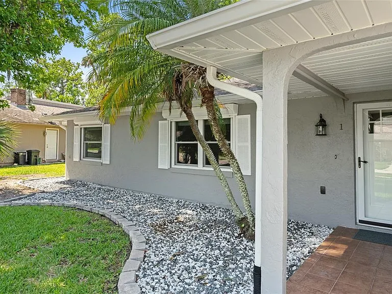 909 Bentwood Ln #1 — Photo 32