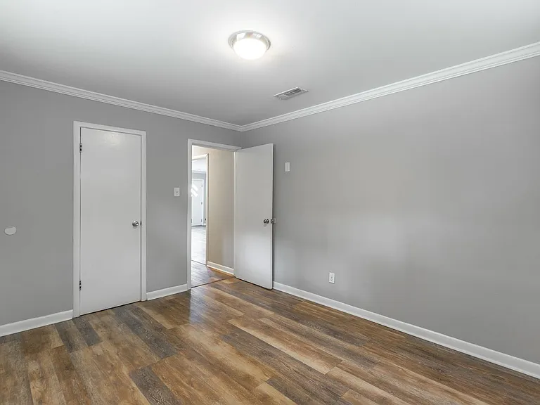 719 McGowan Ave — Photo 35