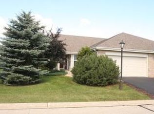 N57W24091 N Sycamore Cir, Sussex, WI 53089