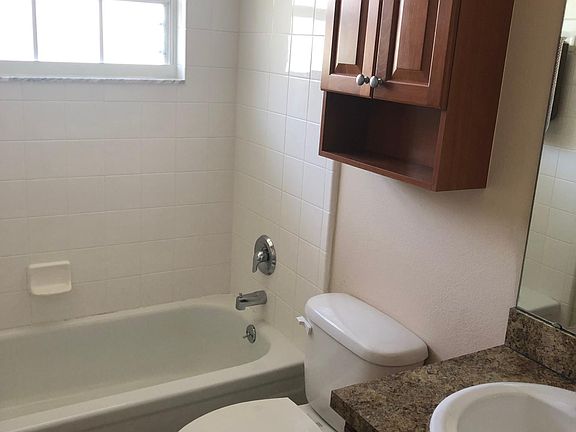 5th image of 4944 Tangerine Ave