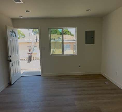 2nd image of 12869 Sunburst St