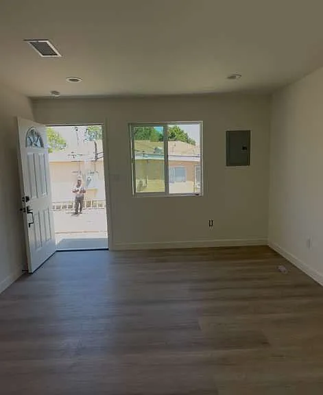12869 Sunburst St — Photo 2