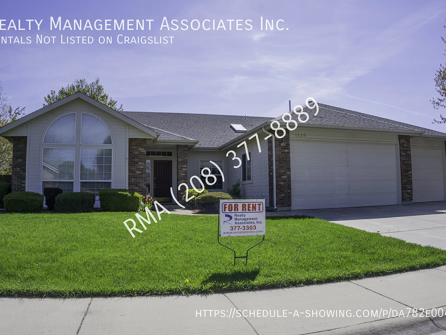 Large 3 Bedroom Home in EAGLE w/ 3 Car Garage! — Photo 1