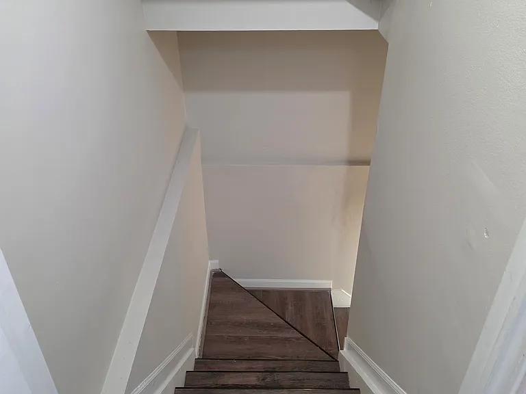 43603 Yorkville Dr — Photo 14
