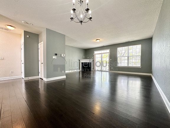 2nd image of 4452 Leamore Square Rd #1