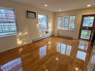 (Undisclosed Address), Fresh Meadows, NY 11365