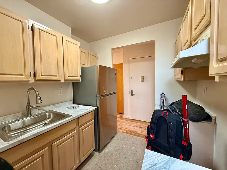 1288 Hoe Ave #3B — Photo 6