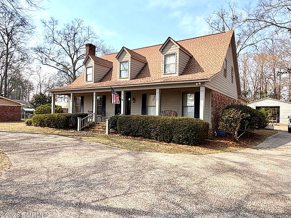 5th image of 508 Betty Cir