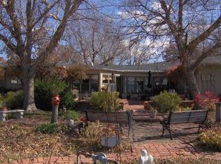 1009 S Windsor Rd, Chanute, KS 66720