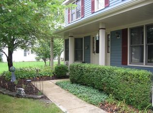 1306 Johnstone Dr, Batavia, IL 60510