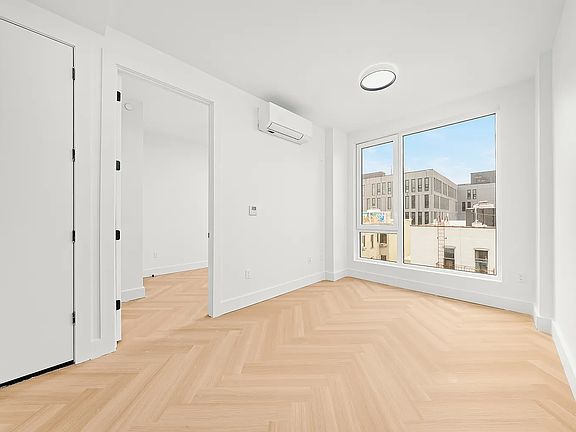 4th image of 34-16 38th St #2308