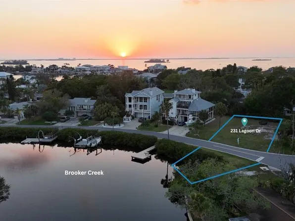 231 Lagoon Dr #34, Palm Harbor, FL 34683