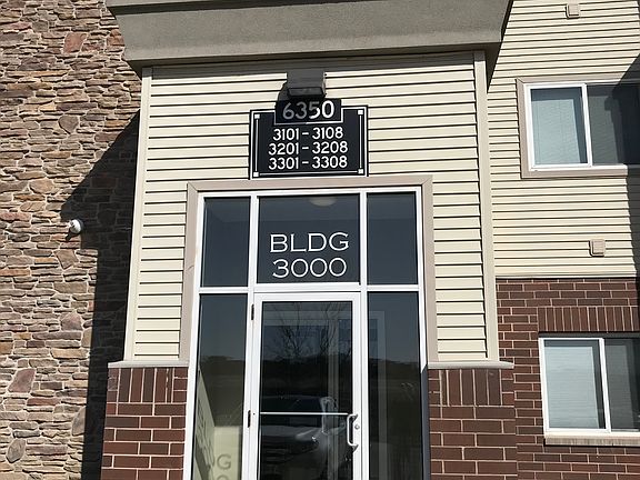 2nd image of 6350 Coachlight Dr Unit 3301