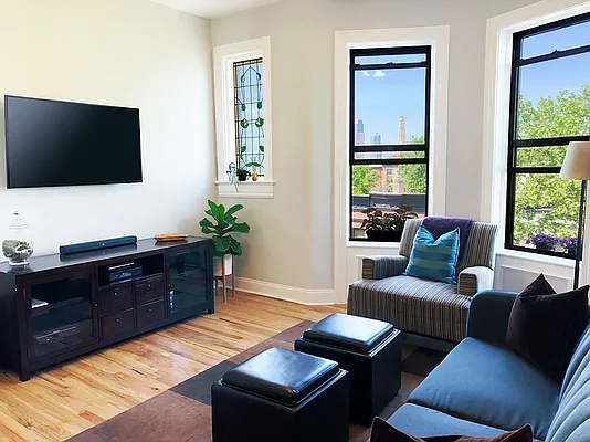 Sold by Owner | media 3