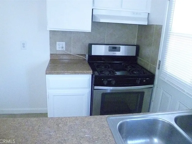 17568 Orange Dr — Photo 3