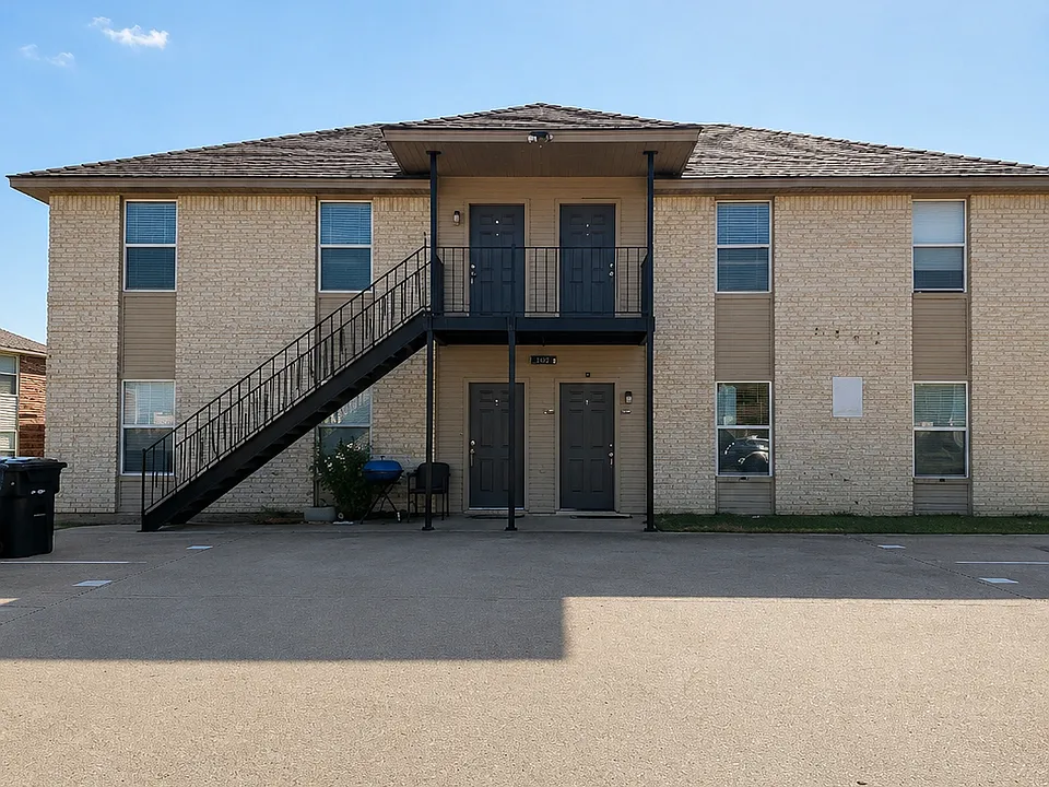 1704 Spring Rose Cir #D