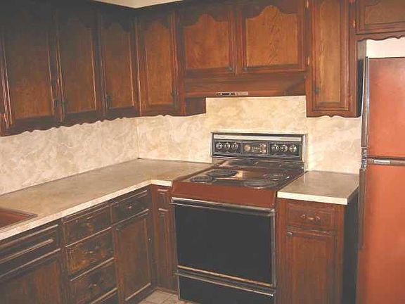 4th image of 704 Tompkins Dr