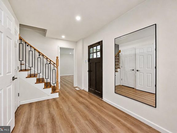 5th image of 1832 Spera Ln
