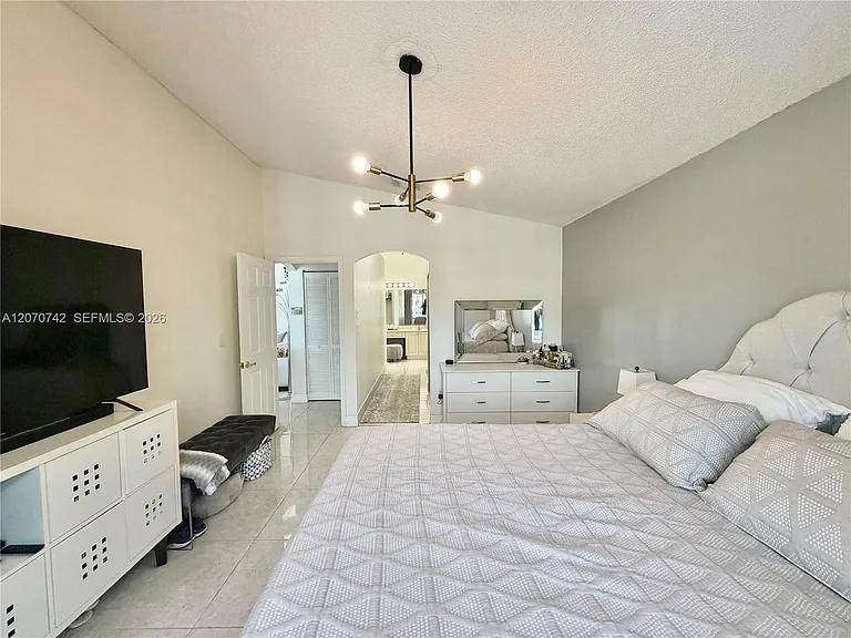 415 NW 165th Ave — Photo 24