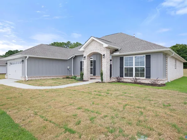 216 Gwynns Fall Trl, Huntsville, AL 35810